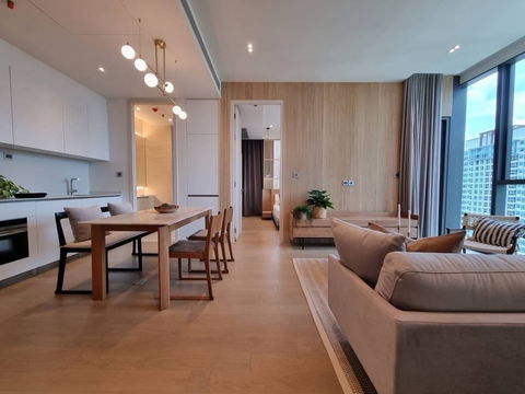 ♦ Nice Decoration ♦ 15+ Floor, 80.14 sq.m. | 2 Bedroom, 2 Bathroom | Condo near BTS Thonglor 190 m., Major Cineplex in the Sukhumvit area 550 m.