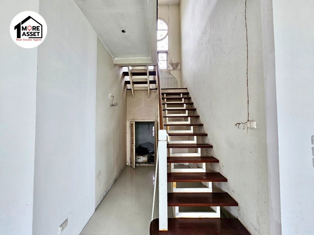รูป ขายด่วน!! บ้านเดี่ยวนันทวัน วงแหวน-รัตนาธิเบศร์ พื้นที่เยอะ ติดถนนเมนโครงการ เหมาะสำหรับรีโนเวทอยู่เอง หรือเพื่อลงทุน - รูปที่ 11/21