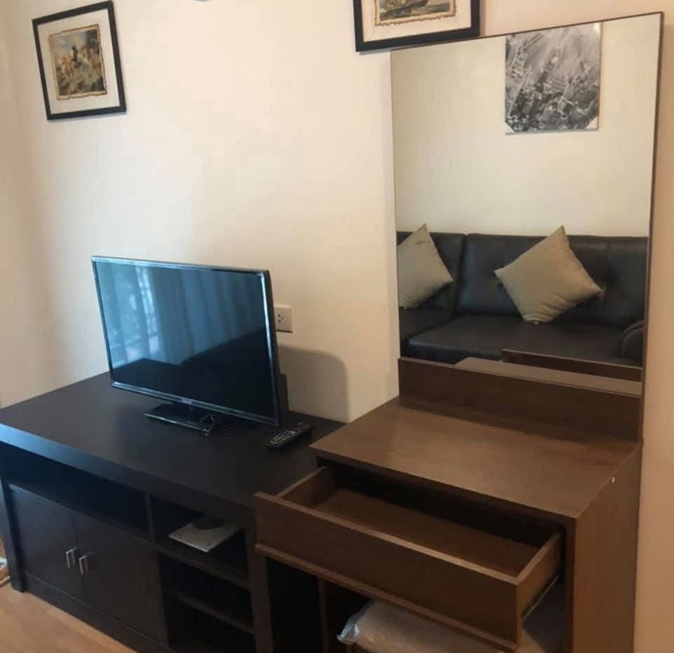 รูป ให้เช่า 𝗟𝘂𝗺𝗽𝗶𝗻𝗶 𝗣𝗹𝗮𝗰𝗲 บางนา กม. 𝟯 🏡 𝟴,𝟱𝟬𝟬 เฟอร์ครบ มีเครื่องซักผ้า‼️#ตอบแชทไว 🔥🔥 รหัส B215 - รูปที่ 4/6