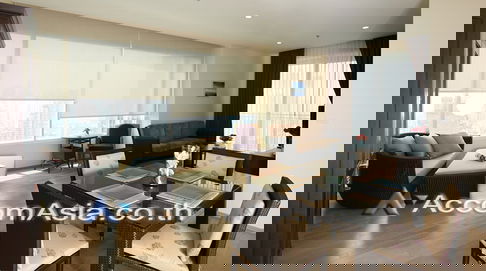 🔼🔽 AccomA 📩 Functional condo with light décor and smart layout (1519342)
