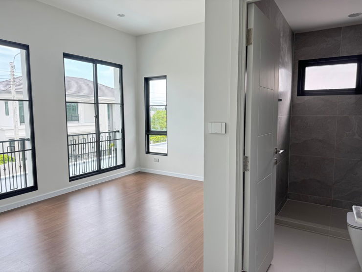 picture House for sale at Setthasiri Serithai - Ready-to-move-in project by Sansiri - 13/15