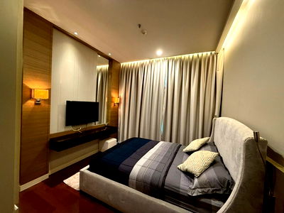 Condos for rent BTS Ekkamai : Code: KJ7847  for rent Quattro by Sansiri // Line ID: @kjcondo (with @) //