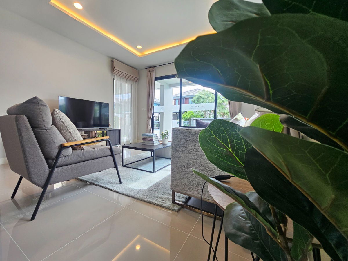 รูป งดงาม {เหมาะทั้ง ลงทุน หรืออยู่เอง} ขายบ้านพร้อมเฟอร์นิเจอร์  4 ห้องนอน   🏡📍 สะดวก BTSสถานีคูคต  ติดถนนลำลูกกา [ เศรษฐสิริ วงแหวน-ลำลูกกา ] - รูปที่ 9/24