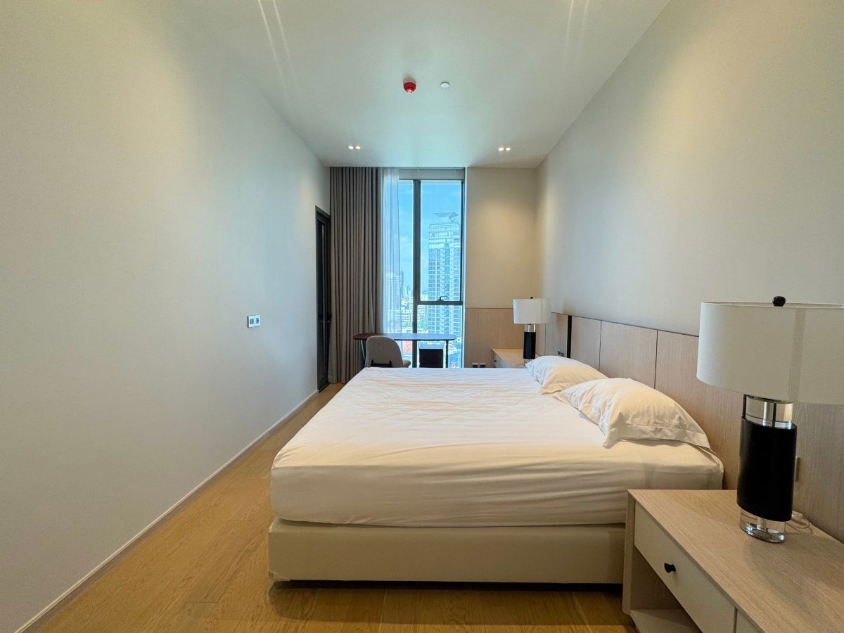 picture ♦ Prime Location ♦ 10++ Floor 90.76 sq.m. 2 Beds | Condo near BTS Thonglor 190 m., Major Cineplex Sukhumvit 550 m., Big C Ekkamai 1.6 km. - 5/20