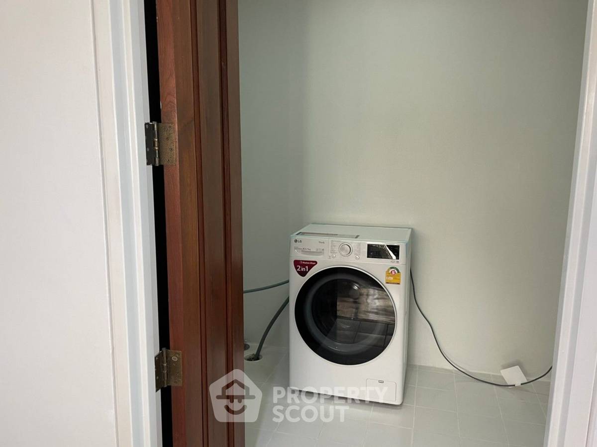 picture 2-BR Condo at Central City East Tower in Bang Na Nuea (ID 939368) - 5/14