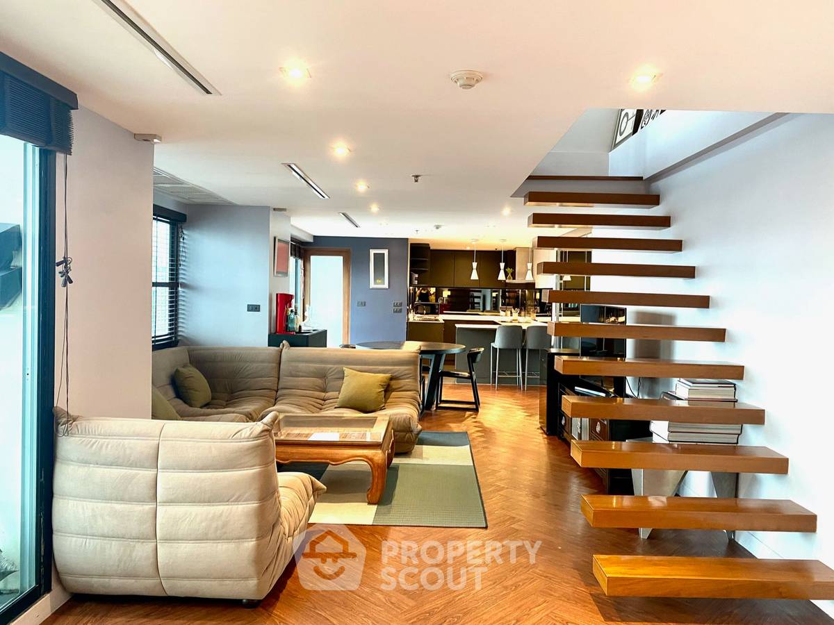 picture 2-BR Condo at Sukhumvit Suite near BTS Nana (ID 1346007) - 1/41