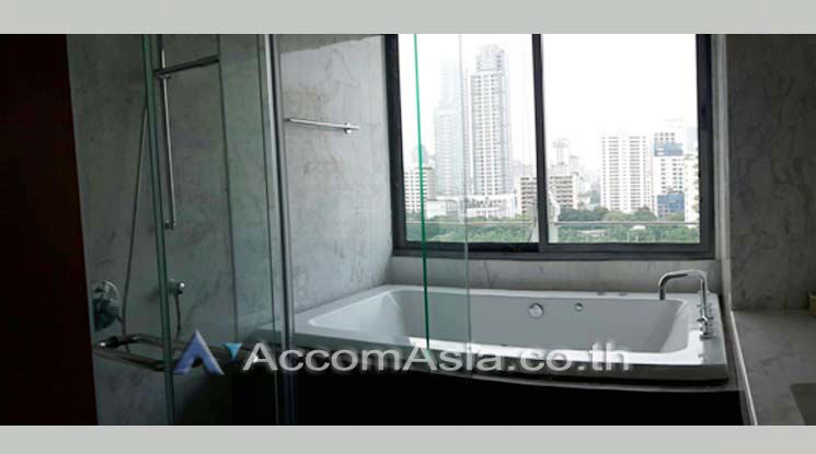 รูป 🔼🔽 AccomA 📩 Stylish high-floor condo with pool balcony near Phrom Phong (1516975) - รูปที่ 6/7