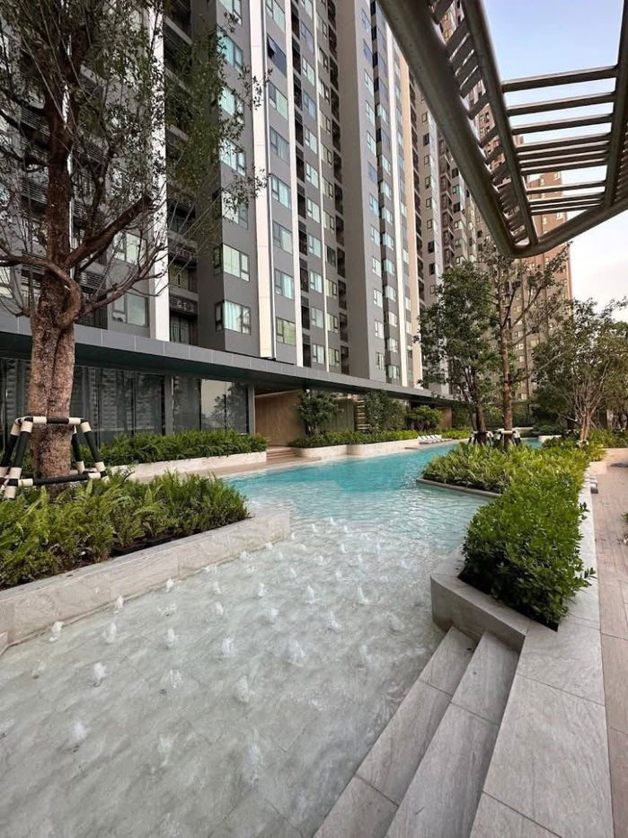 รูป ให้เช่า ไลฟ์ สาทร เซียร์รา ** ลดพิเศษ 10% ** มีเครื่องซักผ้า ** เฟอร์ครบ ห้องสวย รหัสทรัพย์ G024 ติดต่อ line id: nudlee - รูปที่ 16/16