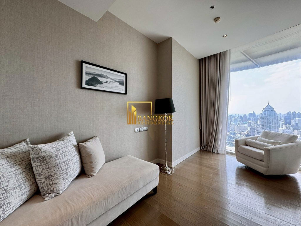 picture Luxurious 3 Bed Duplex Serviced Apartment in Ratchadamri - BR12994CD - 33/56