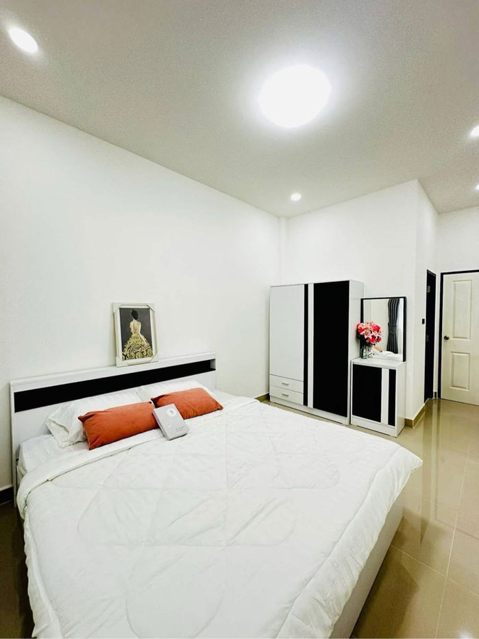 picture Newly built single-storey townhouse, corner unit - 13/19