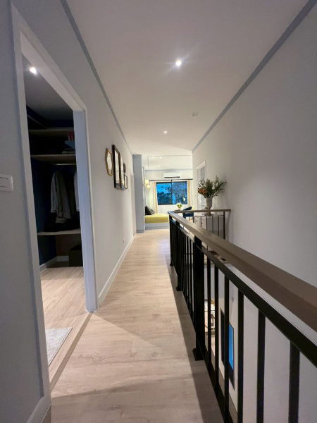 รูป บ้านเดี่ยวใกล้สนามบิน กระเป๋าใบเดียวพร้อมเข้าอยู่ พื้นที่ใช้สอยถึง 230 ตรม พร้อม 3 ที่จอดรถ - รูปที่ 10/16