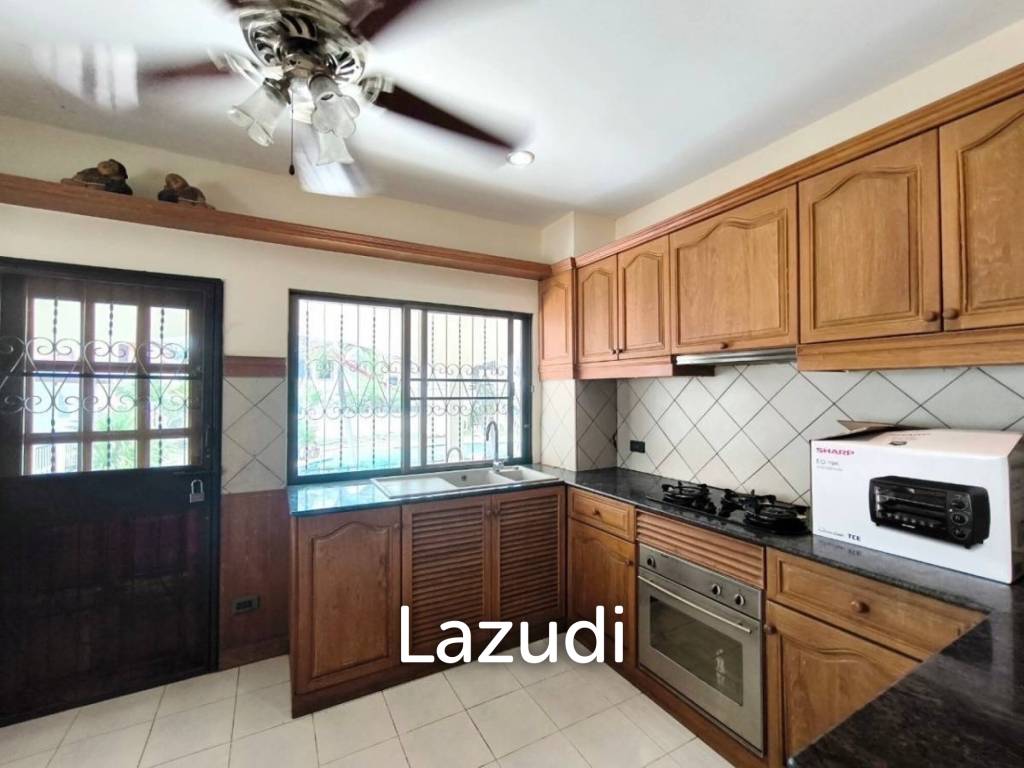 picture 3 Beds 3 Baths 200 SQ.M. Royal Park Village - 6/30