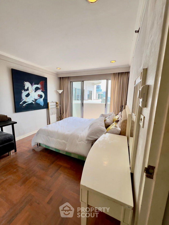 picture 3-BR Condo at Wittayu Complex near BTS Phloen Chit (ID 1497579) - 3/12