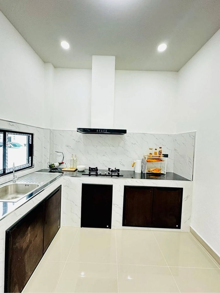 picture Newly built single-storey townhouse, corner unit - 8/19