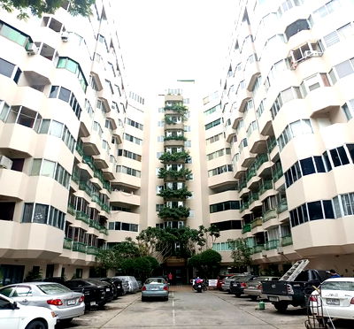 Condos for rent Maya Chiang Mai : 🏙✨ Hillside 3 Condominium – Right in the Heart of Nimmanhaemin, Chiang Mai