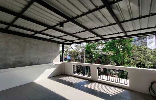 รูป ให้ เช่า ทาวน์โฮม M1216 Areeya Mandarina Sukhumvit 77 120 ตรม 30 ตรว - รูปที่ 3/12
