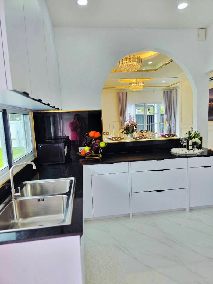 picture For sale Baan Suansuwatthana 12.9 million - 39/51