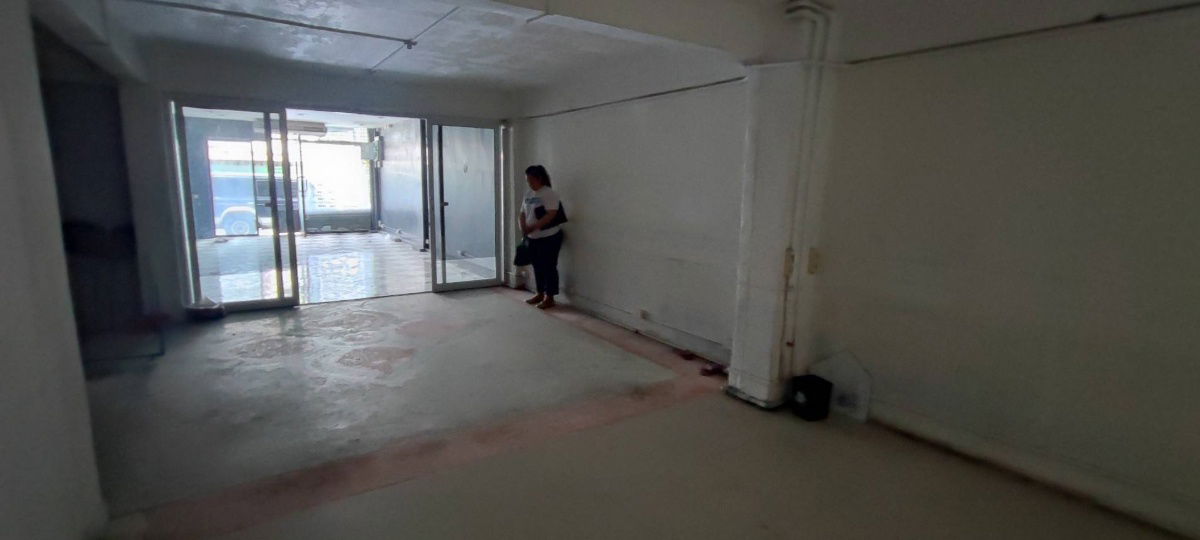 picture Urgently for rent, 4-storey commercial building, can be used for any business, Charansanitwong 57 (lots of usable space) (N.1015) - 6/13