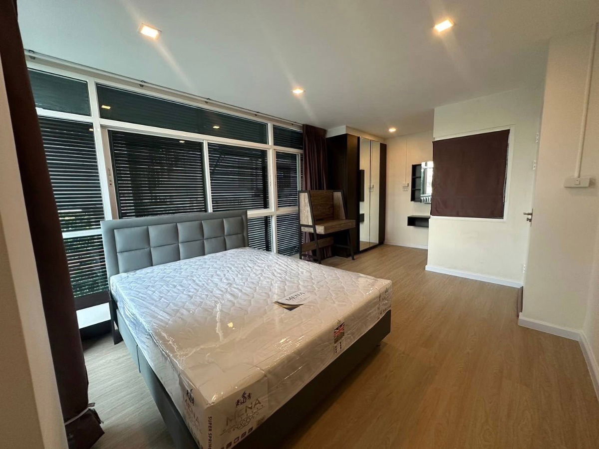 รูป ให้เช่า 𝗟𝘂𝗴𝗮𝗻𝗼 𝗟𝗮𝗱𝗽𝗿𝗮𝗼 𝟭𝟴 🏡 ห้องใหญ่ เฟอร์ครบ พร้อมอยู่ (ราคาคุยได้)‼️#ตอบแชทไว 🔥🔥 รหัส M1334 - รูปที่ 1/6