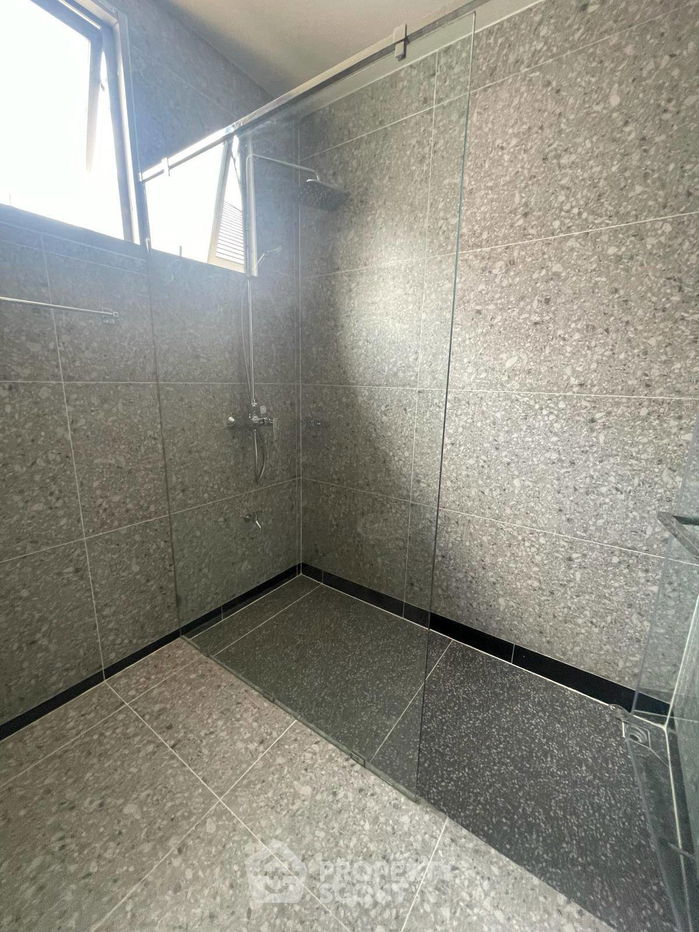 picture 5-BR House in Khlong Song Ton Nun (ID 1508922) - 22/35