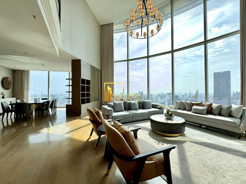 picture Luxurious 3 Bed Duplex Serviced Apartment in Ratchadamri - BR12994CD - 1/56