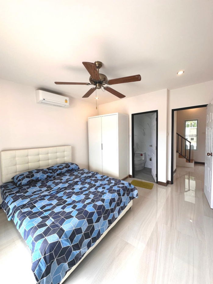 picture For Sale : Pool Villa with Snooker Room-Rawai Phuket - 6/12