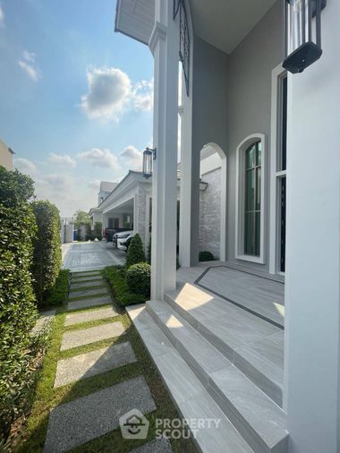 5-bed house for sale, 694 sqm, 207 sq wah, Perfect Place Rama 9 - Krungthepkreetha