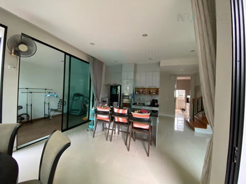 📌 ขายบ้านเดี่ยว โครงการ ปริญญ์ สาทร-ราชพฤกษ์ 2 ชั้น 5 ห้องนอน 4 ห้องน้ำ