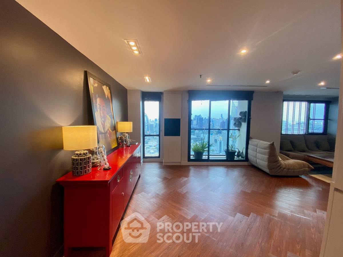 picture 2-BR Condo at Sukhumvit Suite near BTS Nana (ID 1346007) - 30/41