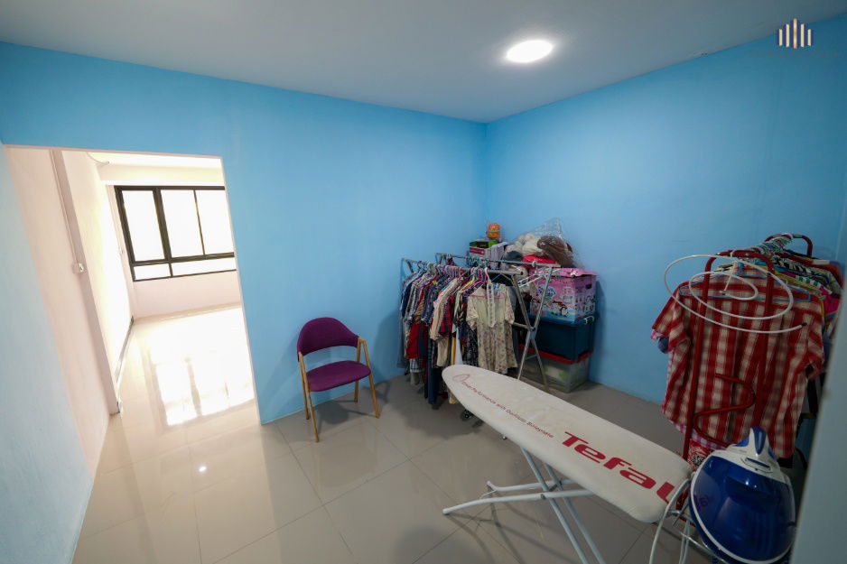 picture Rent! Super Value!! 4.5-Storey Commercial Building with Rooftop | 15 Sq.w. | On Prachachuen 36 Road - 16/22