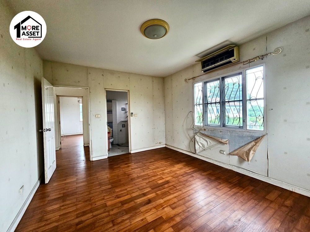 รูป ขายด่วน!! บ้านเดี่ยวนันทวัน วงแหวน-รัตนาธิเบศร์ พื้นที่เยอะ ติดถนนเมนโครงการ เหมาะสำหรับรีโนเวทอยู่เอง หรือเพื่อลงทุน - รูปที่ 19/21