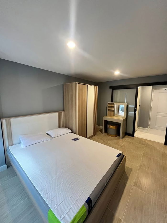 picture Condo for Rent at Dynasty Complex (C6807069) - 2/11