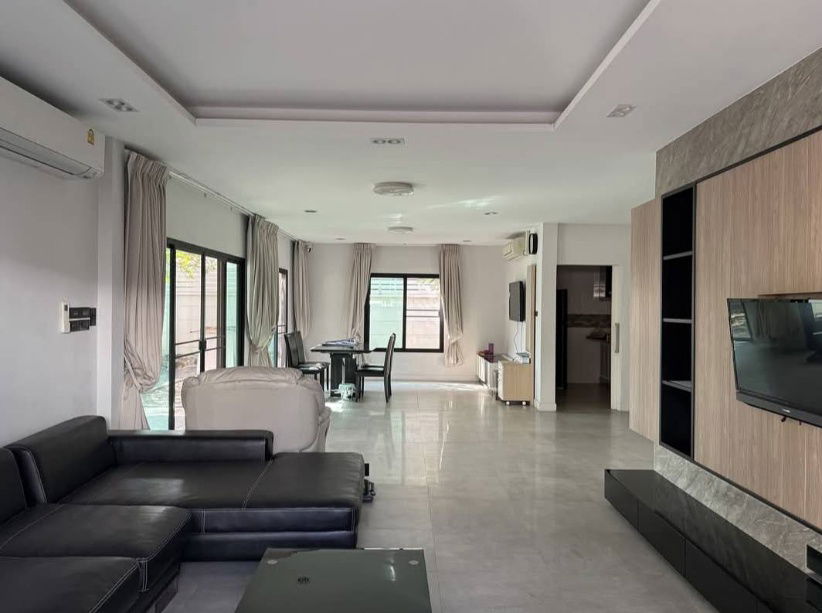 รูป  ขายบ้านเดี่ยว 2 ชั้น หมู่บ้านแกรนด์คาแนล ประชาชื่น 80 ตร.ว. 306 ตร.ม. ราคา 17,400,000 บาท 0958195559 @infinitycondo - รูปที่ 3/10