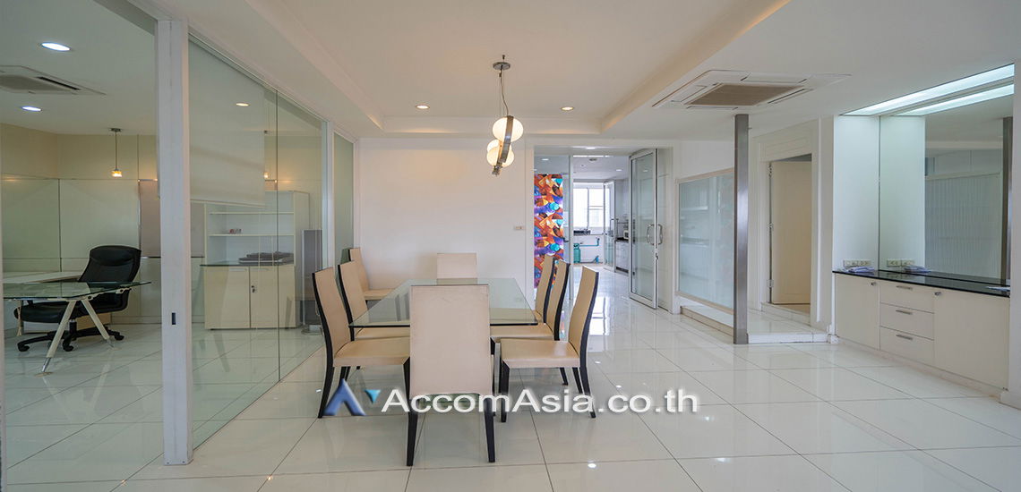 รูป 🔼🔽 AccomA 📩 Modern condominium with open space and wood finishes (AA26581) - รูปที่ 4/17