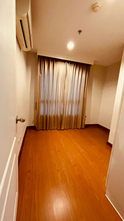 picture 🔥 Urgent Sale! Renovated 2-Bedroom Condo at Belle Grand Rama 9 – Fully Furnished with City View - 8/15