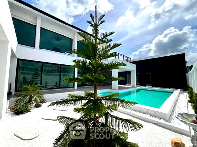 Houses for sale Nong Prue, Chonburi : 4-BR Villa close to East Pattaya (ID 1784057)