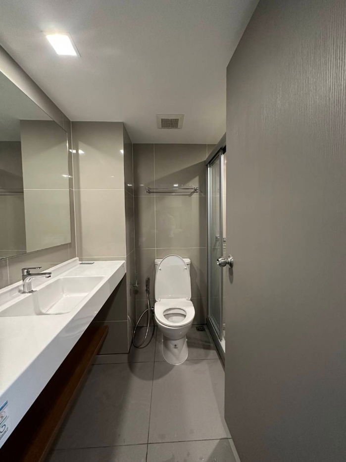 รูป ⏩️ Ideo Sathorn Wongwianyai -> for rent > Studio (Duplex  (27.10sqm) 👉 19,000 baht !! - รูปที่ 11/11