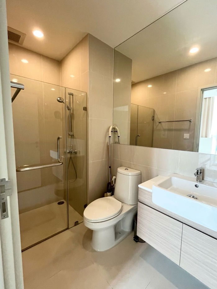 picture Code: KJ7898  for rent Noble Revolve Ratchada // Line ID: @kjcondo (with @) // - 4/4