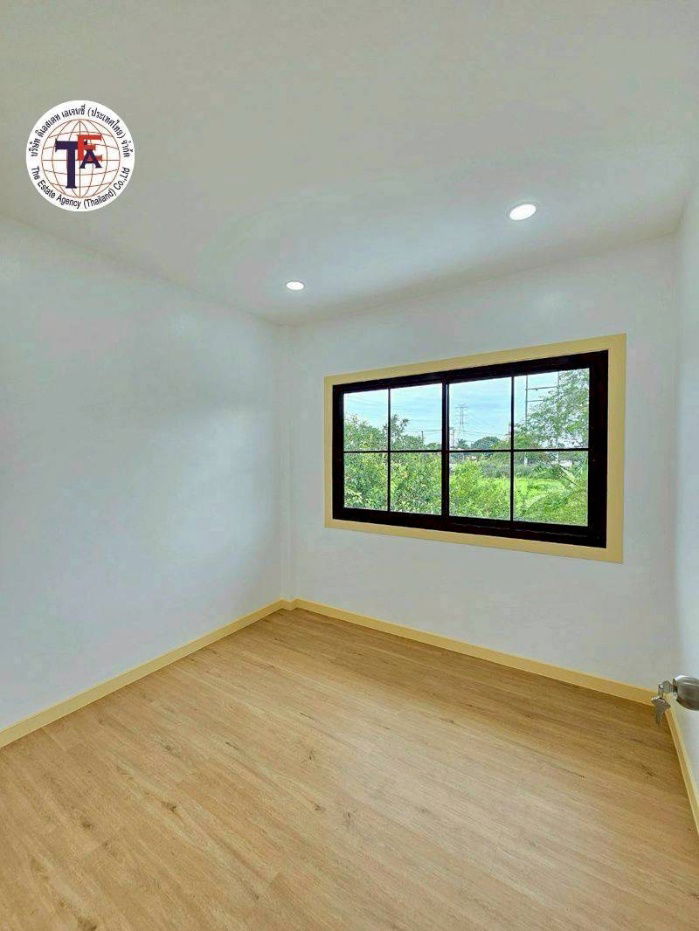 รูป ขายบ้านทาวน์เฮ้าส์ 2 ชั้น หลังมุม รีโนเวทใหม่ ม.ร่มเงาไม้  ซ.วัดลาดปลาดุก บางบัวทอง นนทบุรี แค่1.49ลบ. ผ่อนเบาๆ 5,xxxบาท - รูปที่ 8/9