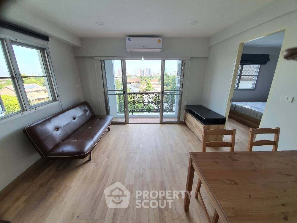 picture 1-BR Condo at Brighton Place Condominium near ARL Ramkhamhaeng (ID 389188) - 1/4