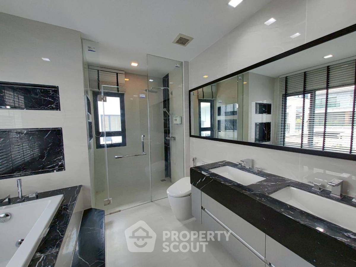รูป บ้าน 5-ห้องนอน ที่ แกรนด์ บางกอก บูเลอวาร์ด พระราม 9-ศรีนครินทร์ ใกล้ กรุงเทพกรีฑา (ID 2228980) - รูปที่ 20/30