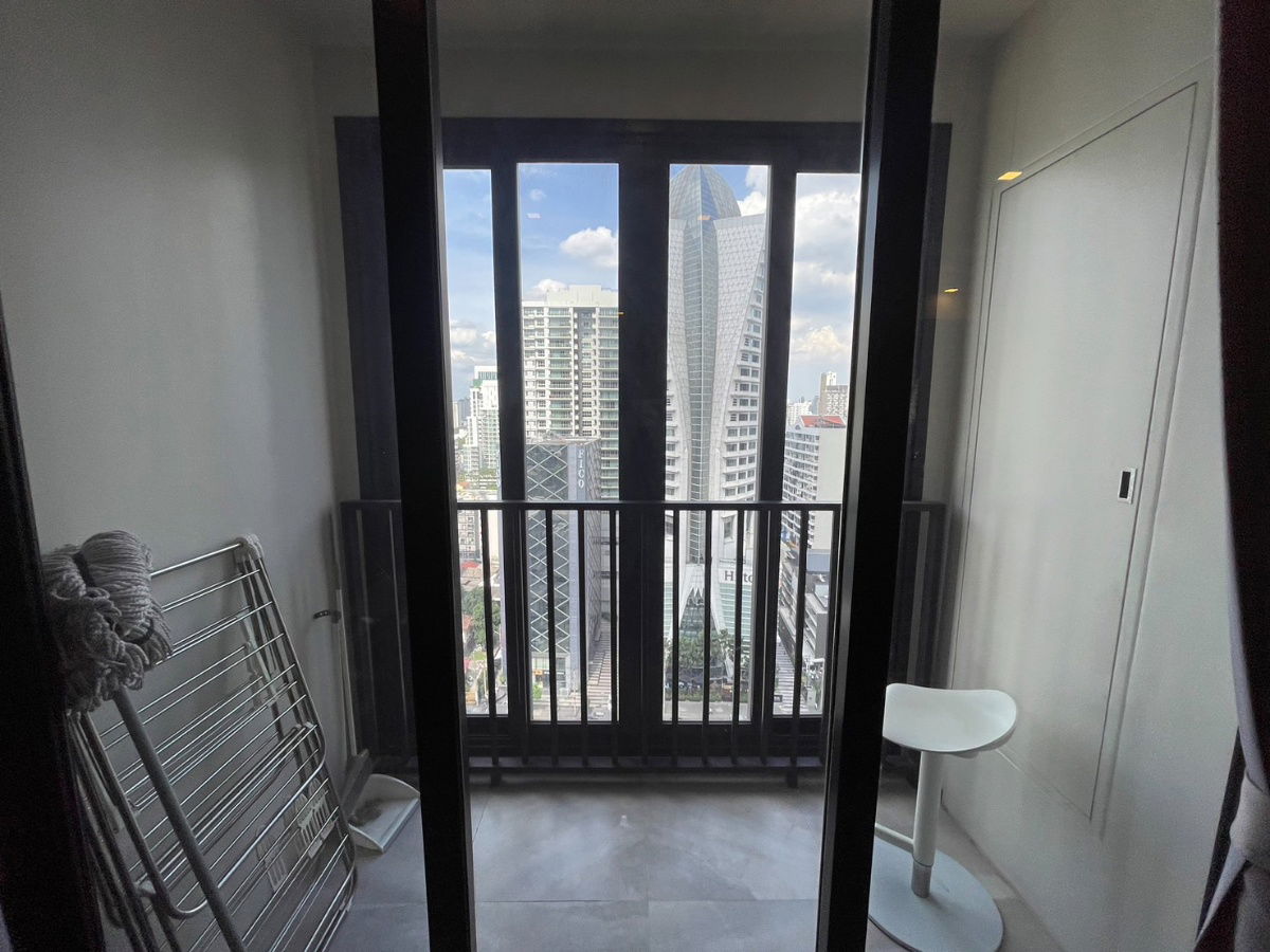 picture Ashton Asoke | BTS Asoke only 230 meters - 11/13
