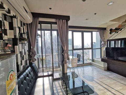 เจ้าของขายเอง - ให้เช่า CONDO DUPLEX @ IDEO MOBI RAMA9 ติดรถไฟฟ้าMRTพระราม9 Airport Link มักกะสัน Tourist-Night Market, RCA ห้วยขวาง รัชดาภิเษก