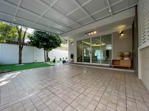Townhouse for rent, Lat Phrao - Ratchada, rent 110,000 baht, 230 sq.m., 51 sq.w. 0958195559 @infinitycondo