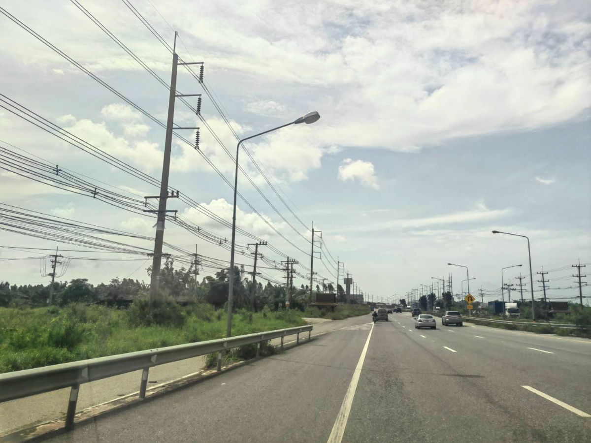 รูป ขายที่ดิน 123 ไร่ แปลงสวยติดถนนใหญ่ ถนนสุวินทวงศ์ อ.บางน้ำเปรี้ยว จ.ฉะเชิงเทรา วิ่งเส้น 304 จากมีนบุรี   - รูปที่ 3/7