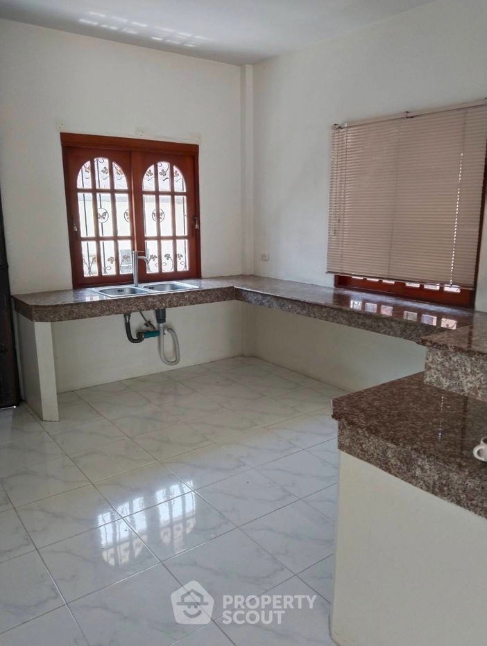 รูป บ้าน 3-ห้องนอน ใกล้ เมืองพัทยา (ID 2229110) - รูปที่ 4/9