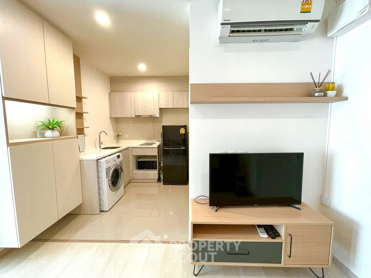 picture 2-BR Condo at Life Asoke near ARL Makkasan (ID 2228802) - 5/10