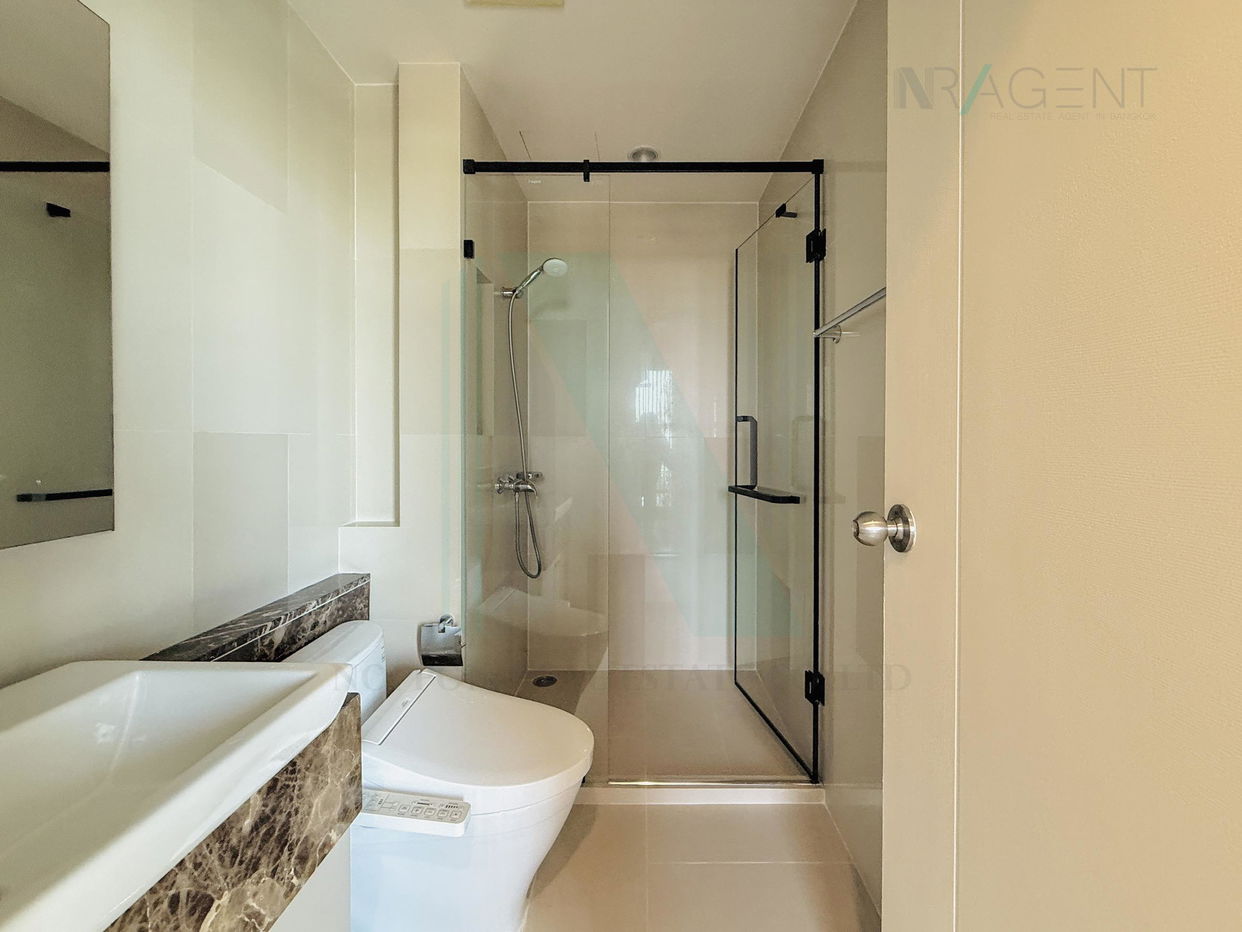 picture For Rent Condo FUSE SATHORN-TAKSIN Building , Floor ,Studio, Room size 28 sqm - 7/8