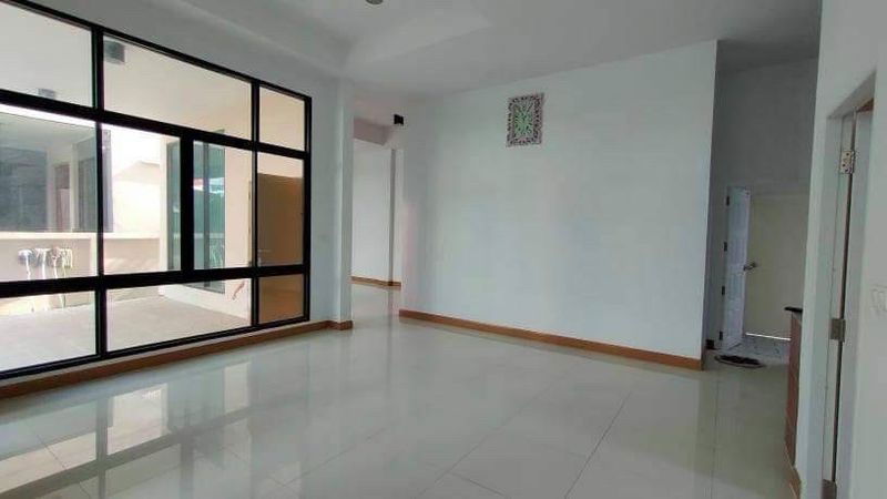 รูป บ้านเดี่ยว  ซอย นาคนิวาส 14 ลาดพร้าว โชคชัย 4 mrt ลาดพร้าว 71 ใกล้ เซ็นทรัล อีสต์วิลล์ - รูปที่ 8/16