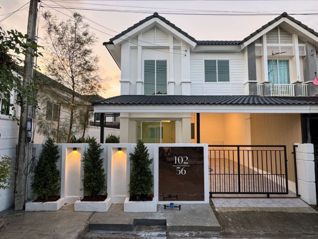 รูป [ติดจอง] บ้านสไตล์ POSH หลังมุม ใกล้ใจกลางเมืองภูเก็ต ต่อเติมครบ พร้อมสวนข้างบ้าน - รูปที่ 32/33